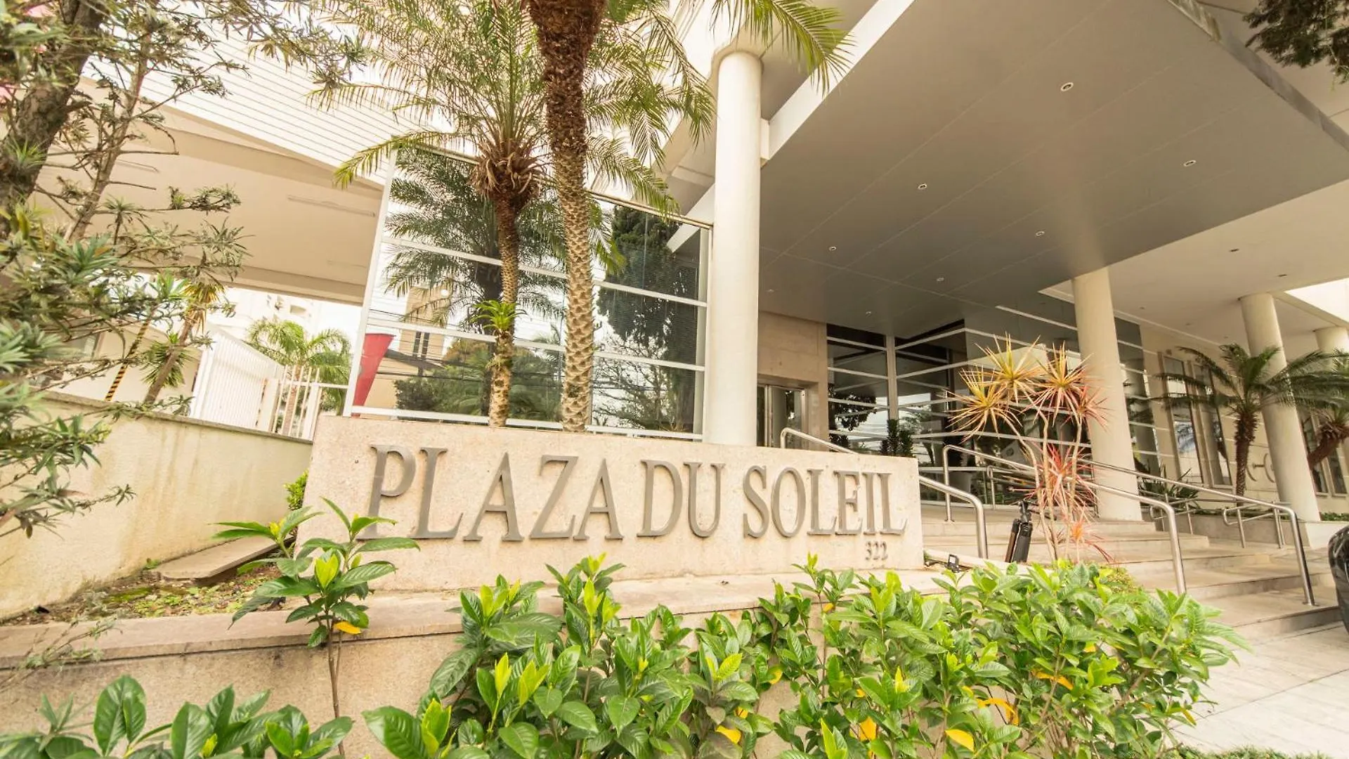 Apto Moderno Com Piscina E Academia Qn1439 Florianopolis