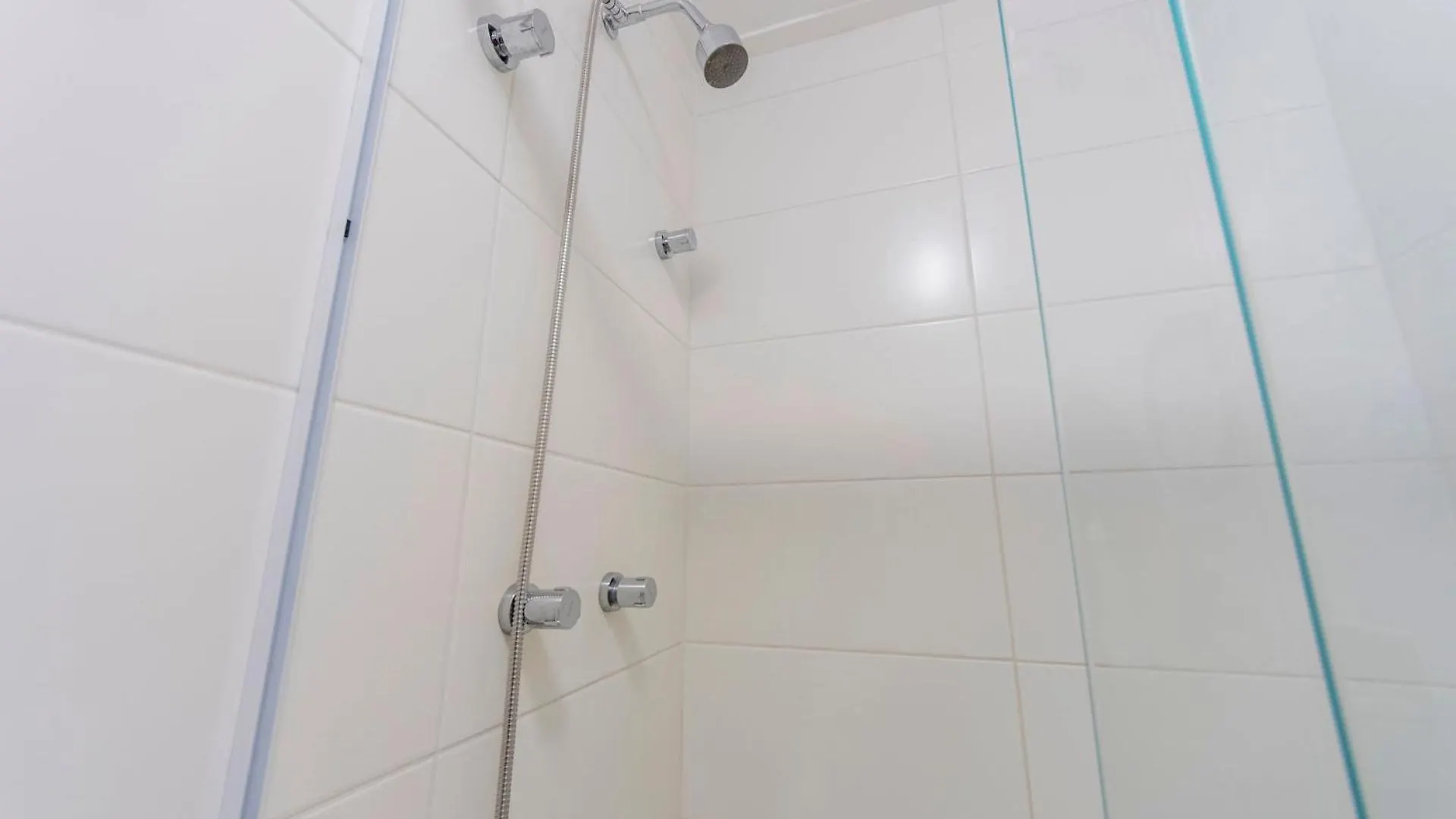 Apto Moderno Com Piscina E Academia Qn1439 Florianopolis